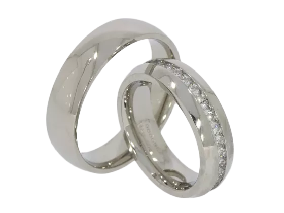 Justus - a pair of rings (stainless steel)