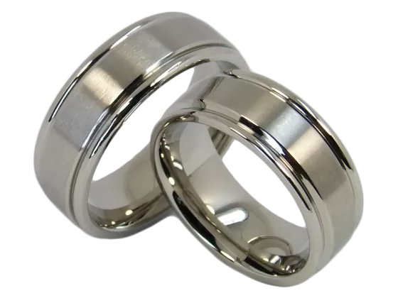 Romy - a pair of rings (stainless steel)