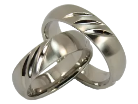 Anna im Paar (Edelstahl)