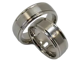 Romy im Paar (Edelstahl)